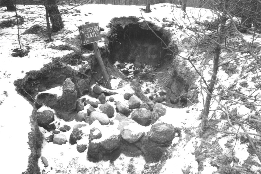 Photos of signs in 1977
